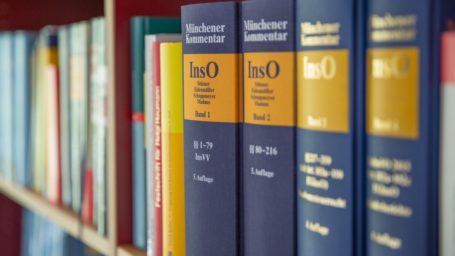 web Buecher uai - Jaeger, Breig & Kollegen